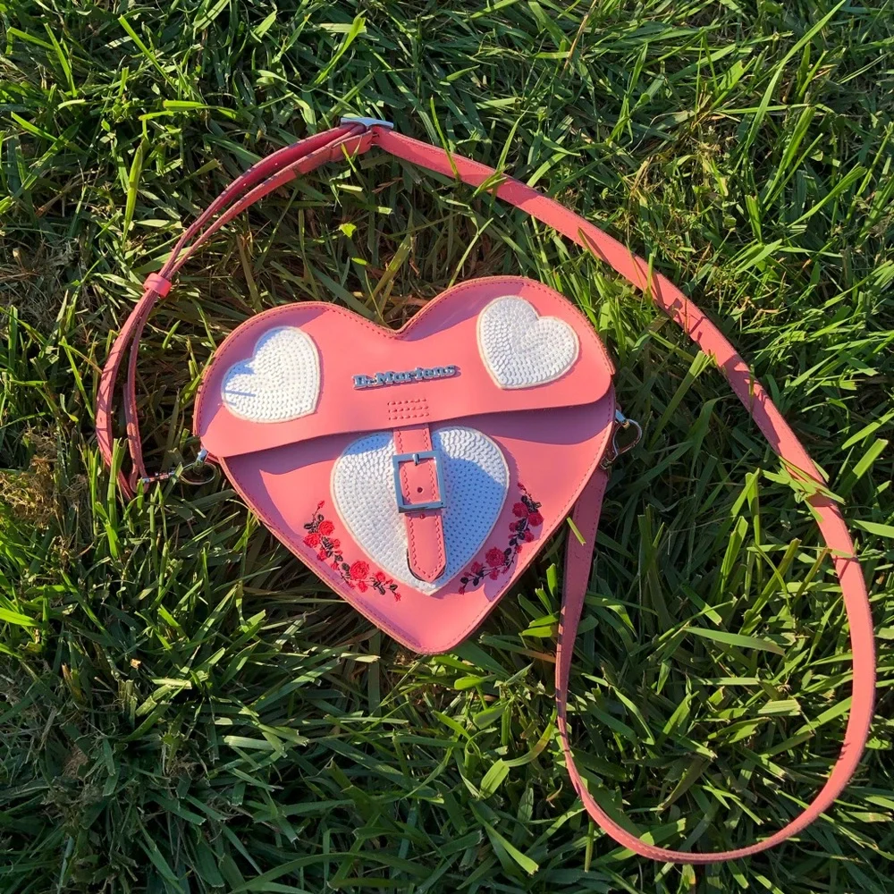 Dr. Martens Embroidered Sequin Heart Satchel - Picture 15 of 15